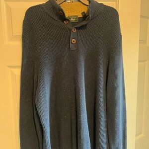 Bass and Co. Men's Blue Sweater